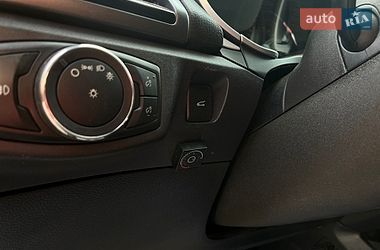 Седан Ford Fusion 2016 в Мукачевому