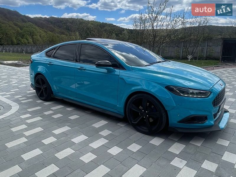 Седан Ford Fusion 2013 в Львове