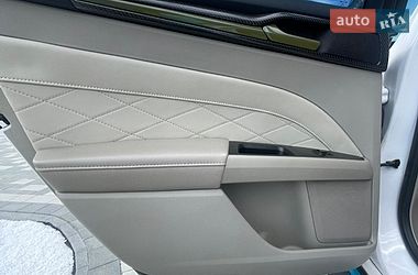 Седан Ford Fusion 2013 в Львове