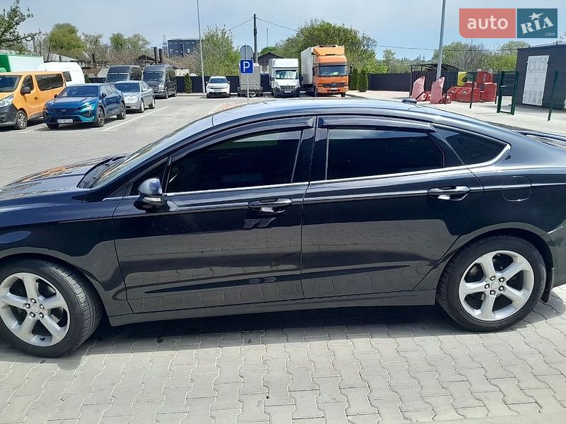 Седан Ford Fusion 2014 в Одесі