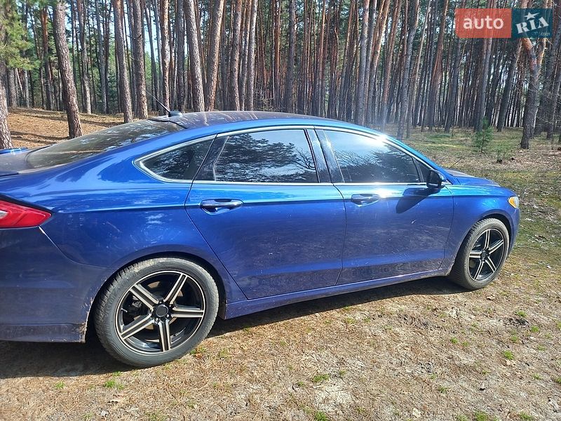 Седан Ford Fusion 2012 в Кобеляках
