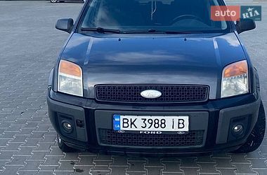 Хетчбек Ford Fusion 2007 в Сарнах