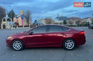 Седан Ford Fusion 2015 в Ужгороде