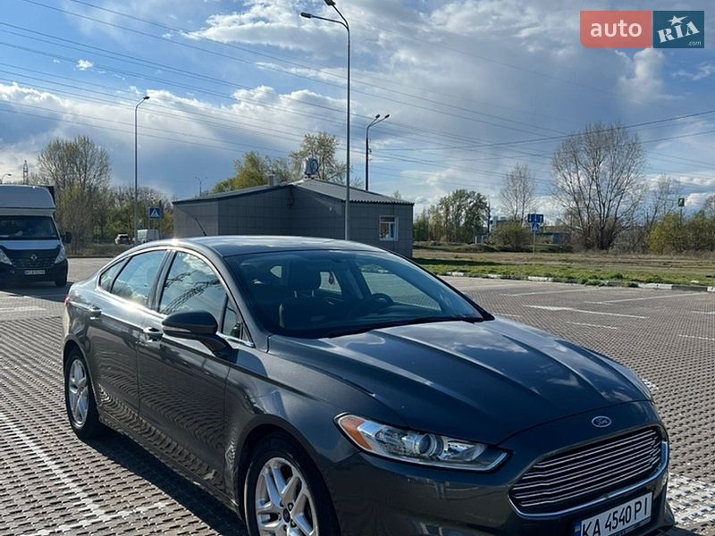 Седан Ford Fusion 2015 в Києві