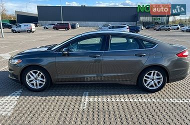 Седан Ford Fusion 2015 в Києві