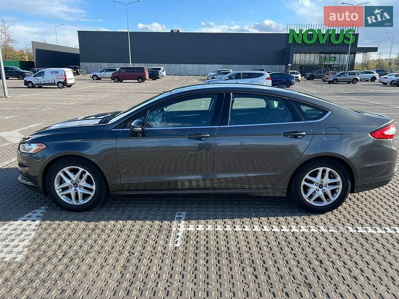 Седан Ford Fusion 2015 в Києві