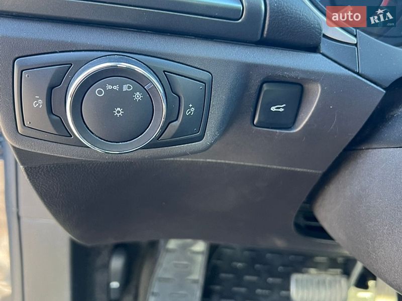 Седан Ford Fusion 2015 в Києві