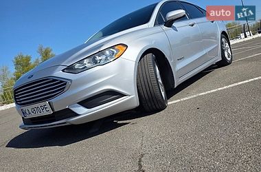 Седан Ford Fusion 2016 в Киеве