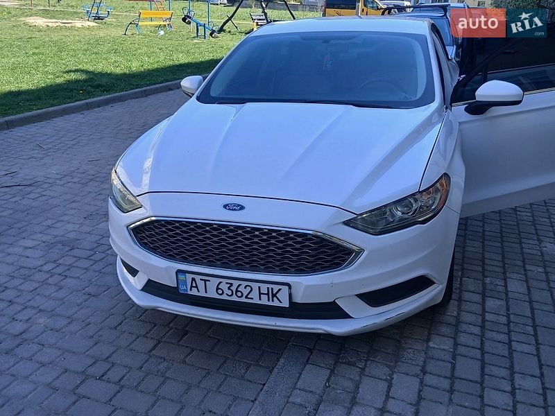 Ford Fusion 2016