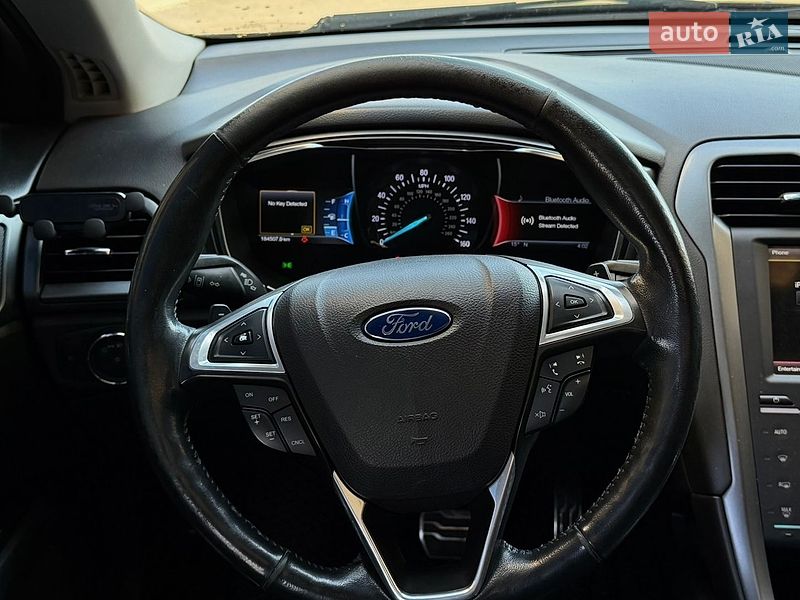 Седан Ford Fusion 2013 в Киеве
