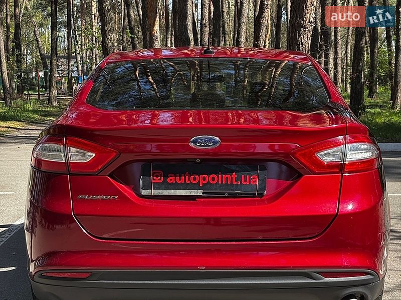 Седан Ford Fusion 2014 в Білогородці
