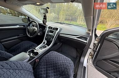 Седан Ford Fusion 2016 в Ладижині