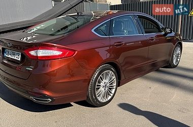 Седан Ford Fusion 2016 в Чернігові