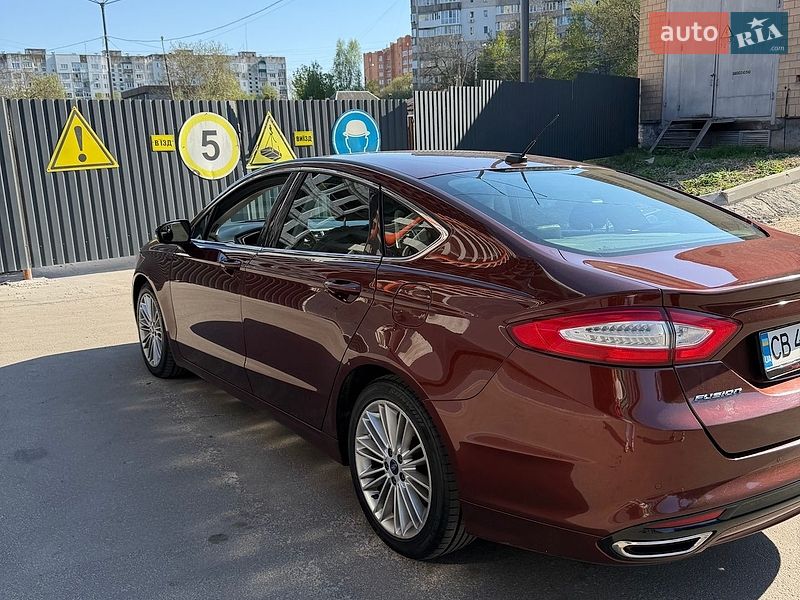 Седан Ford Fusion 2016 в Чернігові