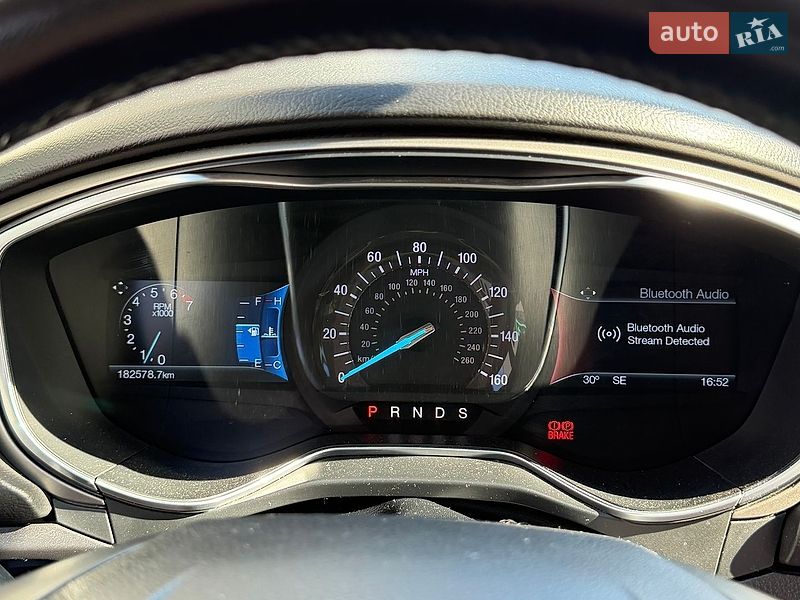 Седан Ford Fusion 2016 в Чернігові