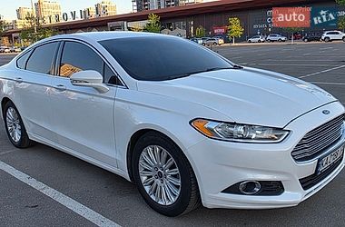 Седан Ford Fusion 2016 в Києві