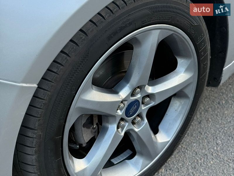 Седан Ford Fusion 2014 в Белой Церкви