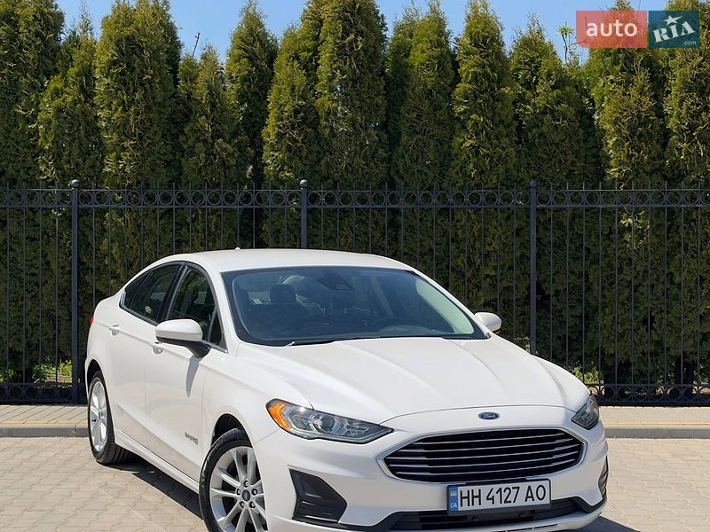 Ford Fusion 2019