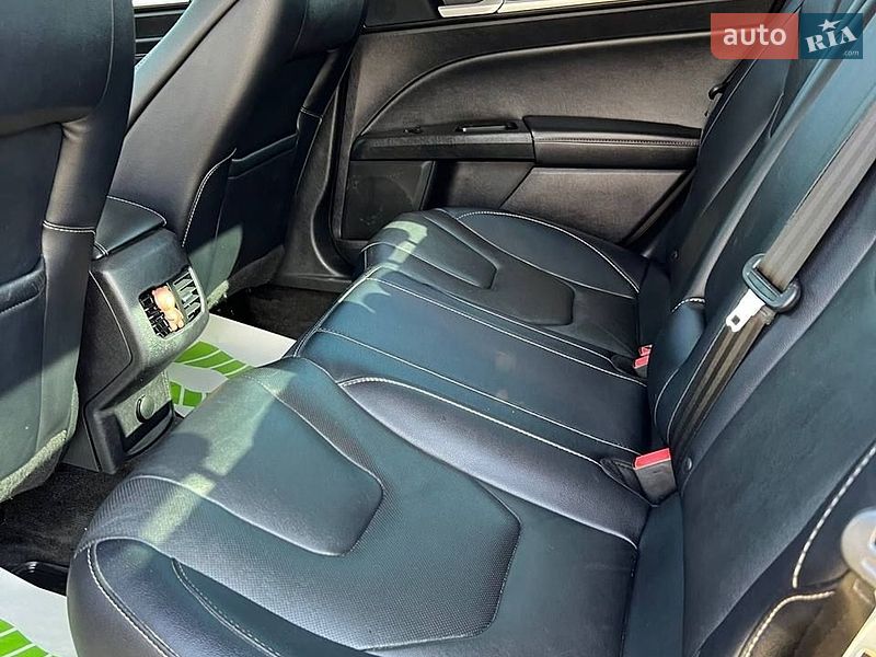 Седан Ford Fusion 2018 в Харькове