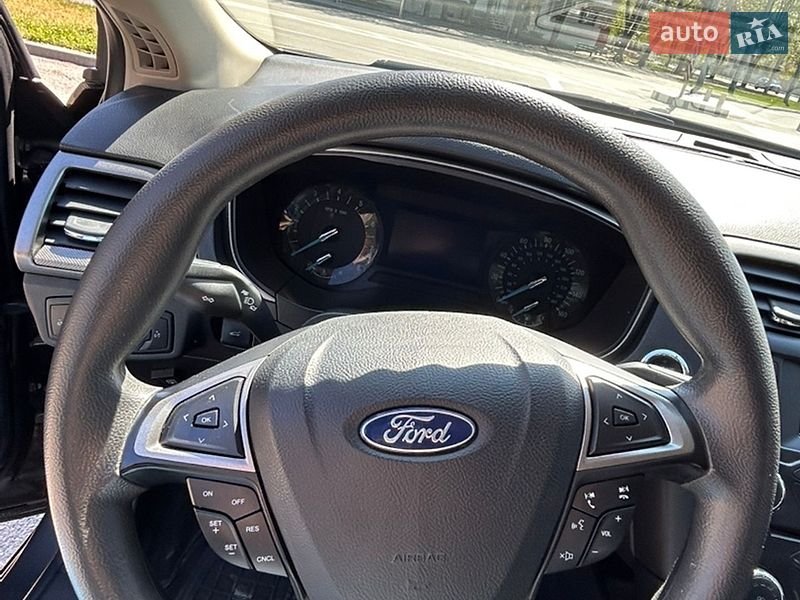 Седан Ford Fusion 2018 в Харкові