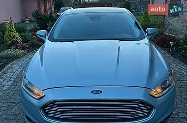 Седан Ford Fusion 2013 в Снятине