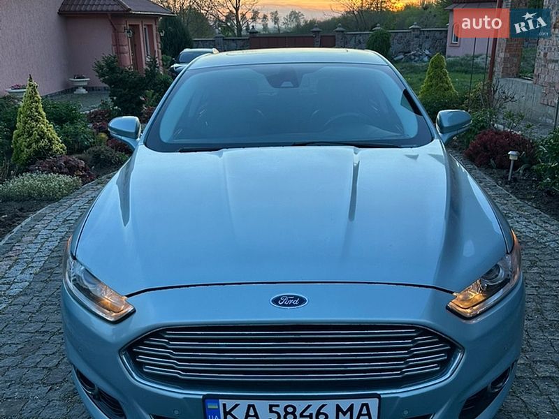 Седан Ford Fusion 2013 в Снятине