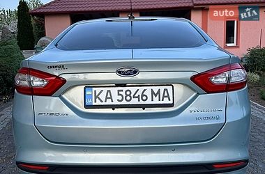 Седан Ford Fusion 2013 в Снятине