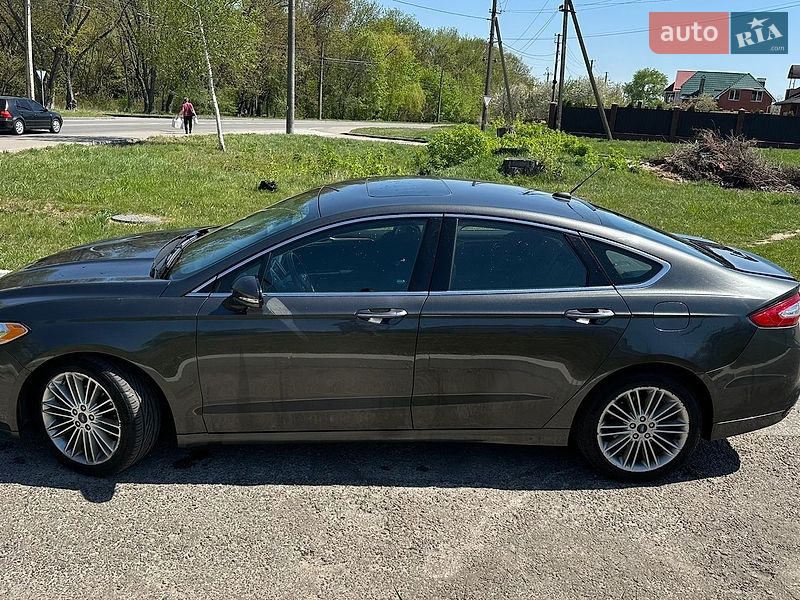 Седан Ford Fusion 2016 в Чернигове