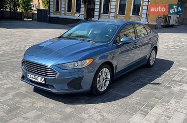 Седан Ford Fusion 2018 в Киеве