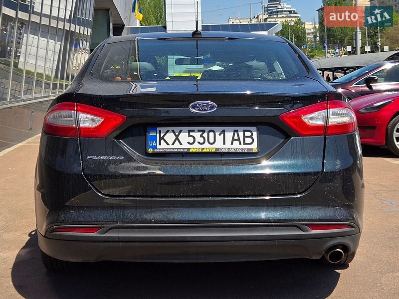 Седан Ford Fusion 2014 в Києві