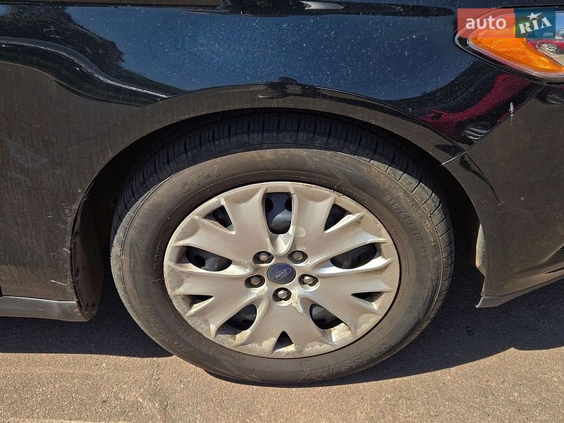 Седан Ford Fusion 2014 в Києві