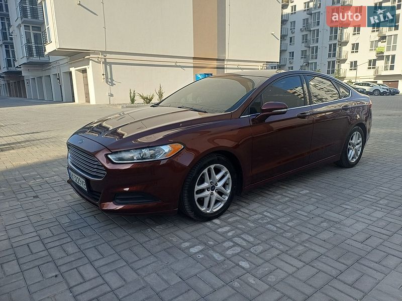 Седан Ford Fusion 2014 в Днепре