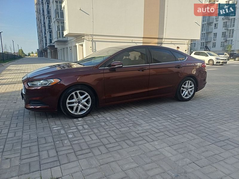 Седан Ford Fusion 2014 в Днепре