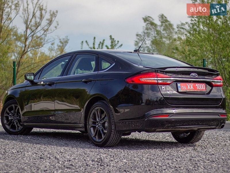 Седан Ford Fusion 2018 в Дрогобыче