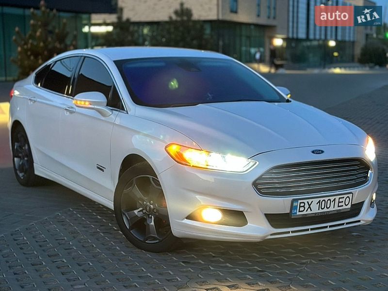Седан Ford Fusion 2014 в Хмельницком
