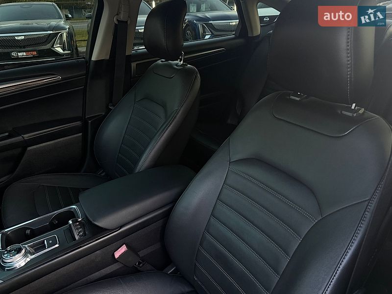 Седан Ford Fusion 2016 в Харькове