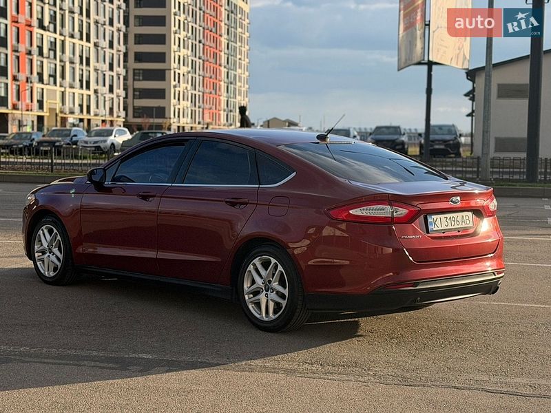 Седан Ford Fusion 2013 в Киеве