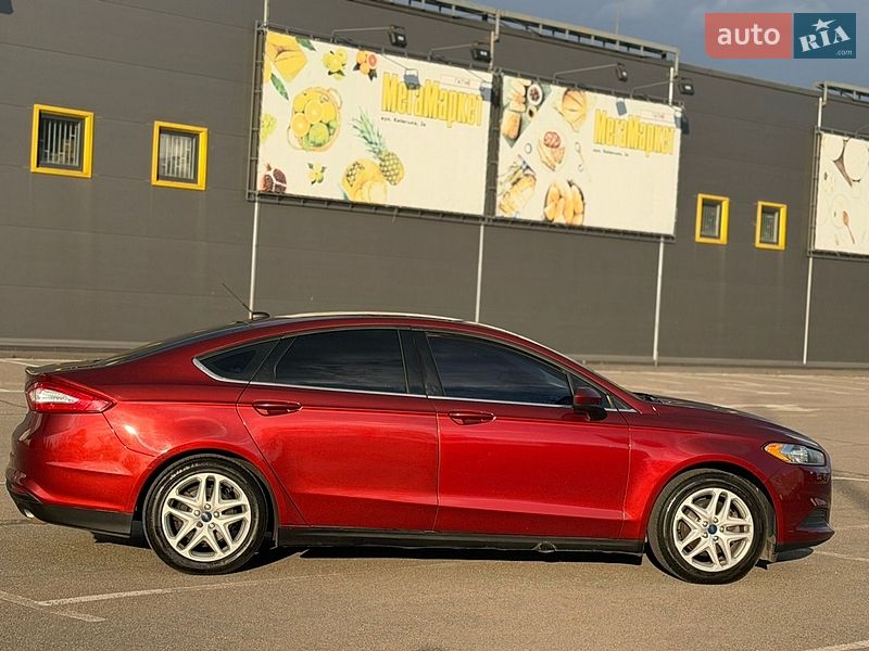 Седан Ford Fusion 2013 в Киеве