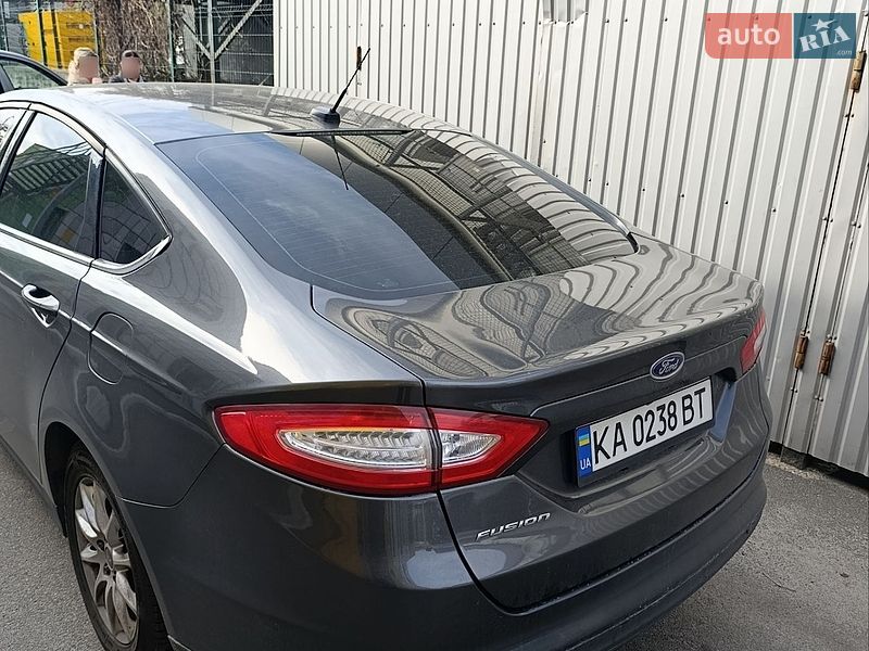 Седан Ford Fusion 2015 в Киеве