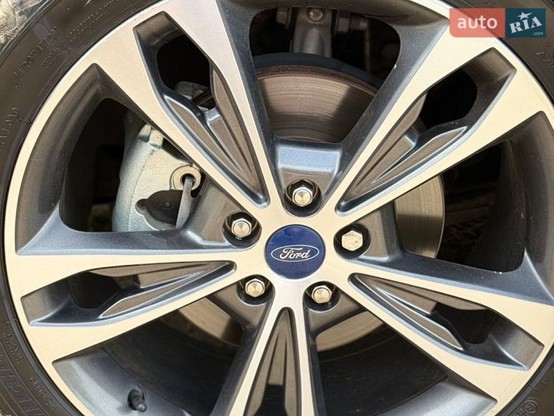 Седан Ford Fusion 2018 в Киеве