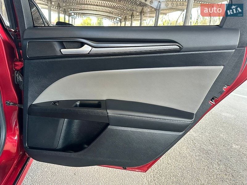 Седан Ford Fusion 2016 в Николаеве
