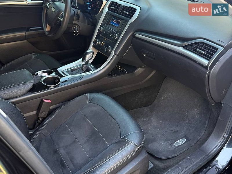 Седан Ford Fusion 2012 в Дніпрі