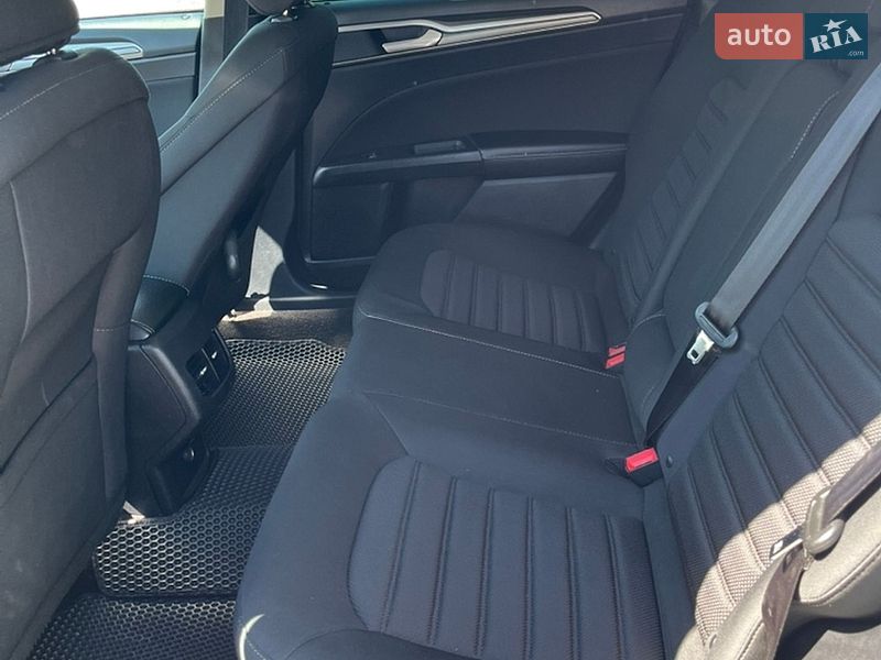 Седан Ford Fusion 2019 в Києві