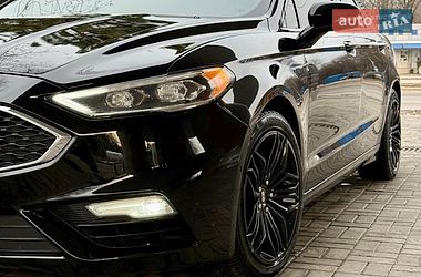 Седан Ford Fusion 2016 в Днепре