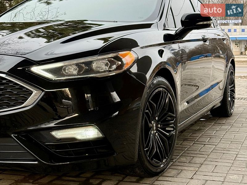 Седан Ford Fusion 2016 в Днепре
