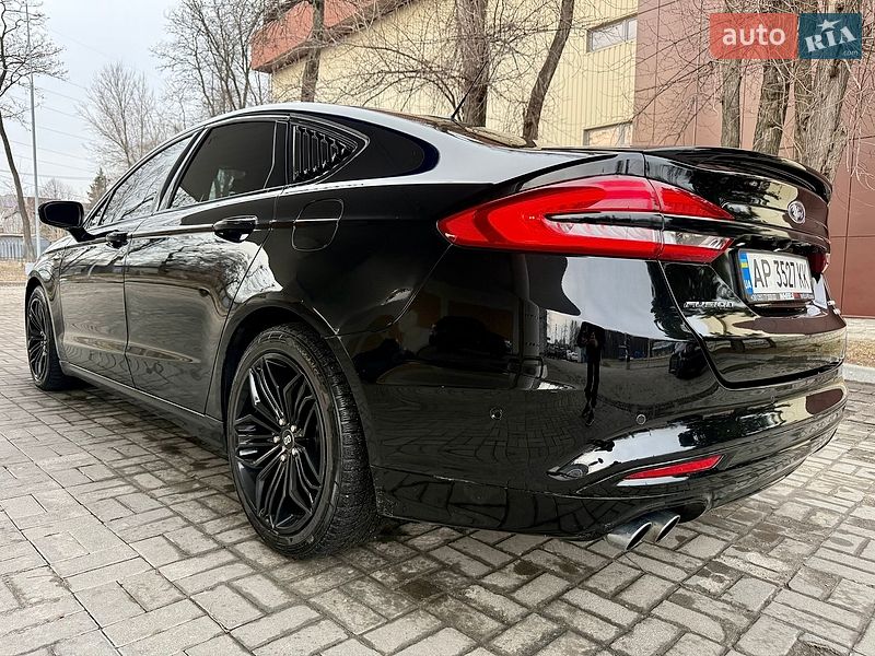 Седан Ford Fusion 2016 в Днепре