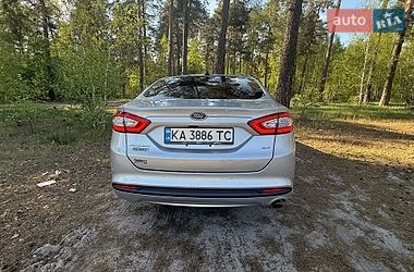 Седан Ford Fusion 2016 в Києві