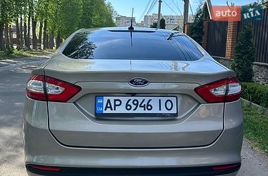 Седан Ford Fusion 2015 в Вінниці