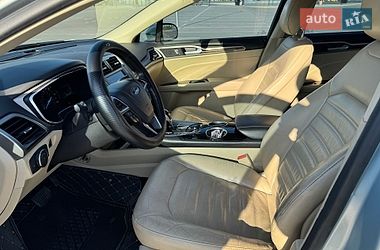 Седан Ford Fusion 2013 в Львові