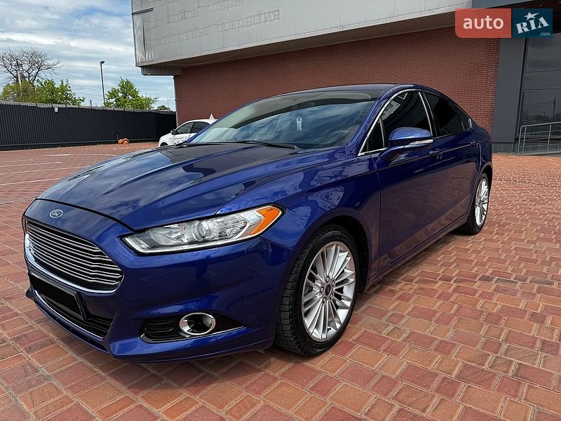 Седан Ford Fusion 2016 в Одесі